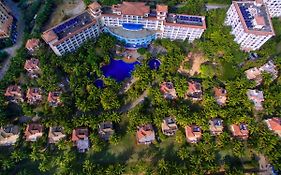 Island Forest Seaview Hotel